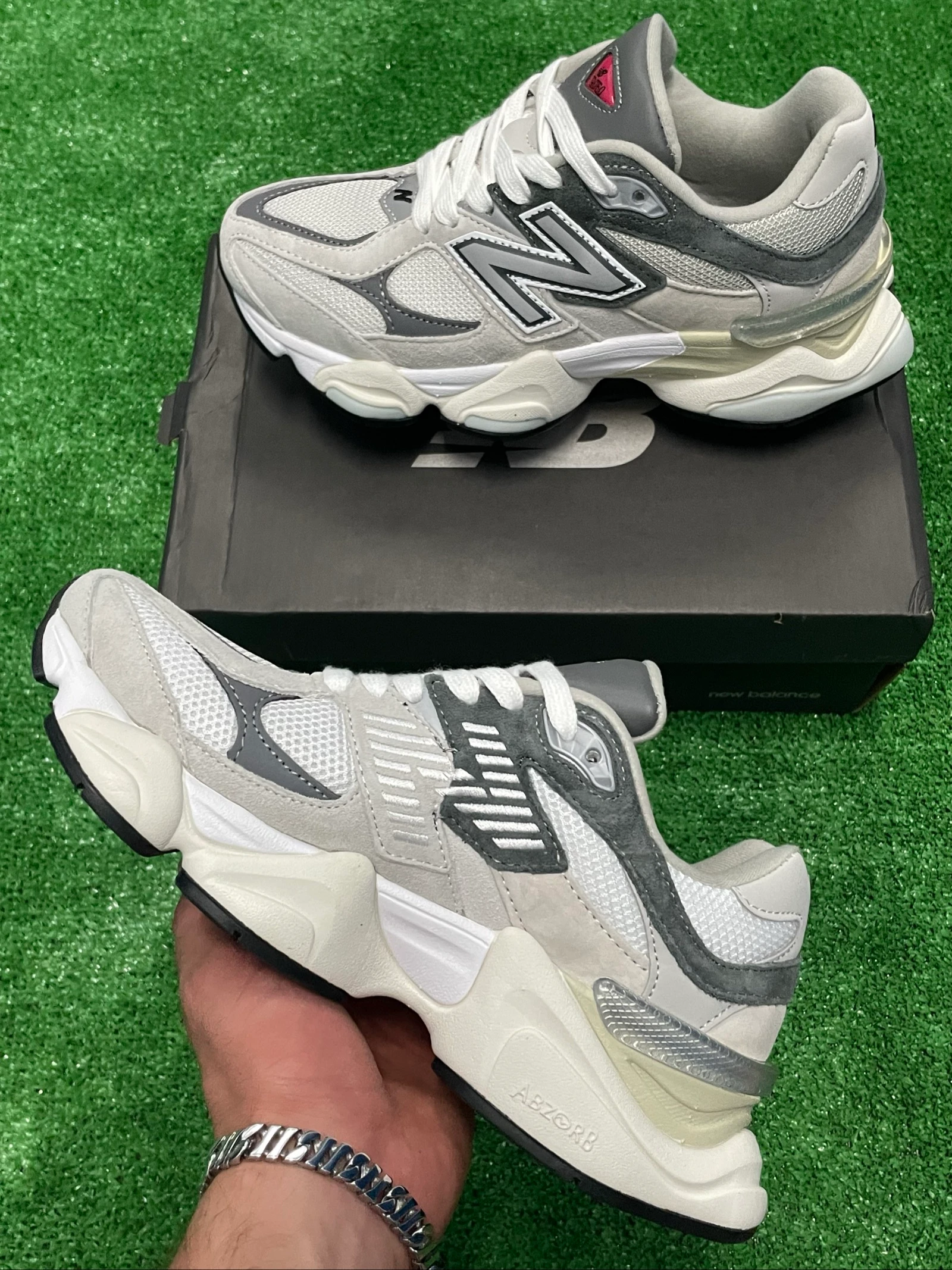 Tênis New Balance 9060 – photo 4